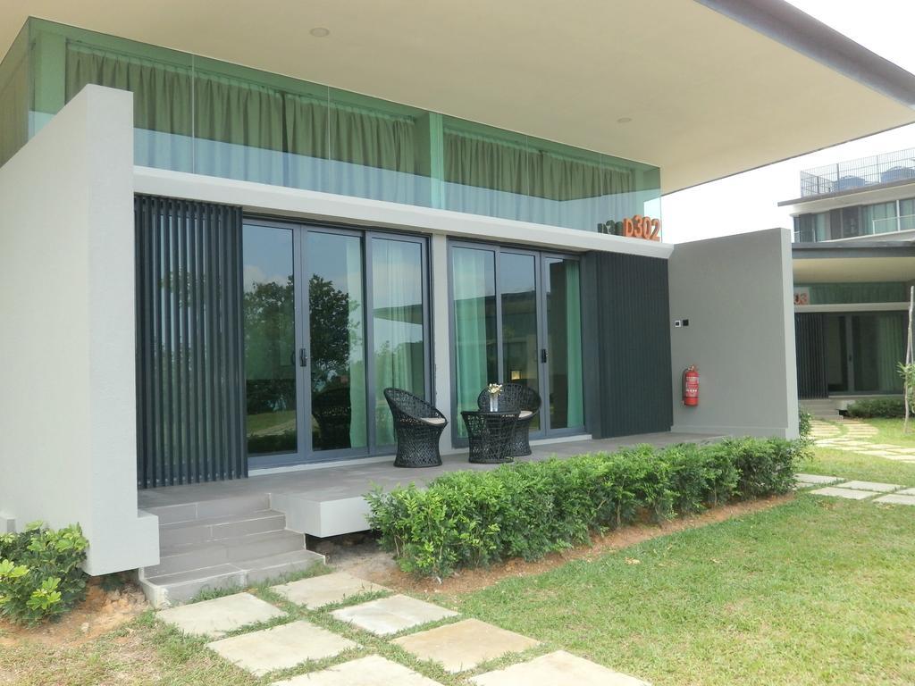 Samalaju Resort Hotel Bintulu Room photo